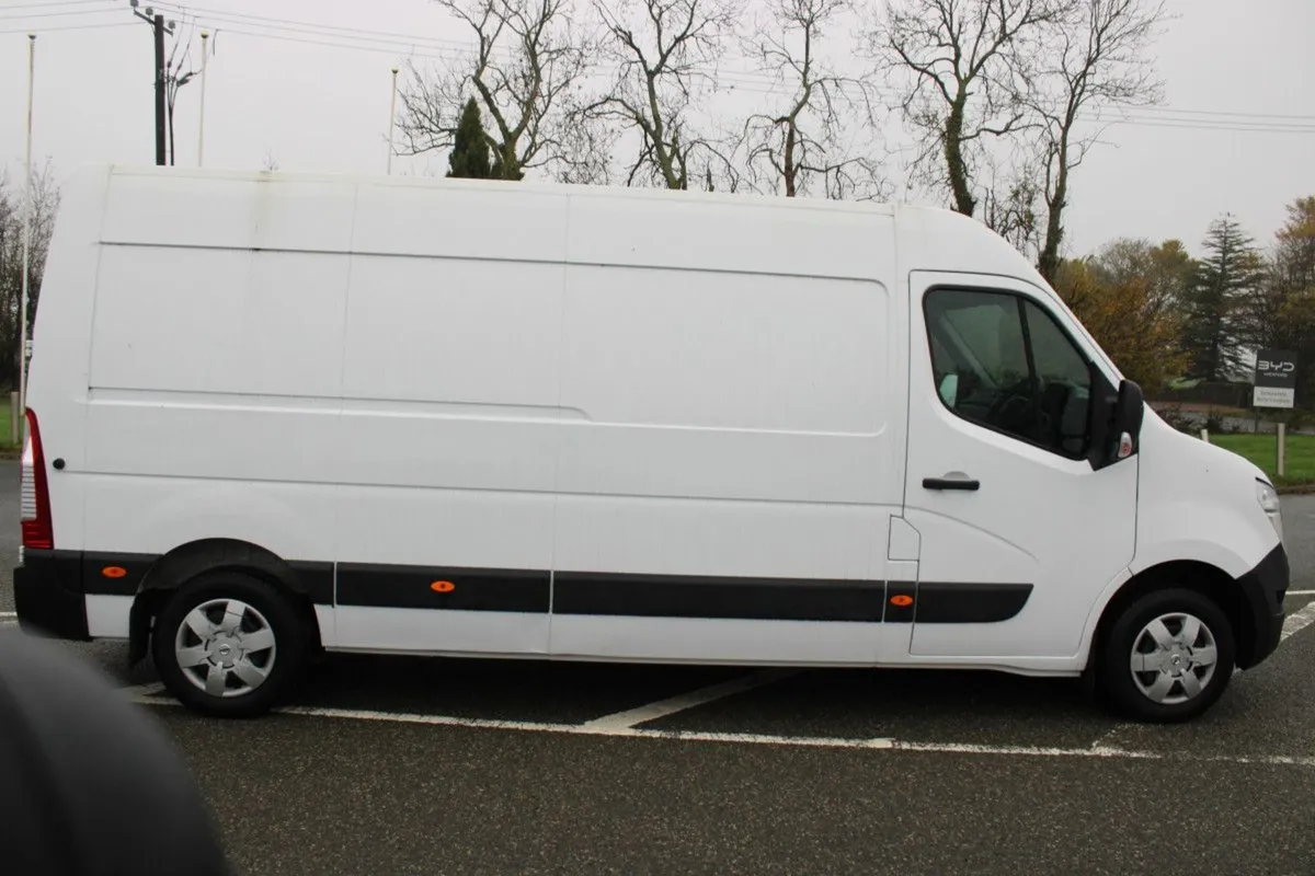 Nissan NV400 Nv400 L3 H2 FWD 135 My20 3DR - Image 4