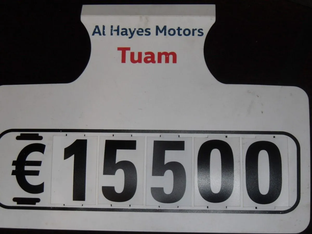 Volkswagen Golf 1.6 TDI 5DR 115HP Highline - Image 3