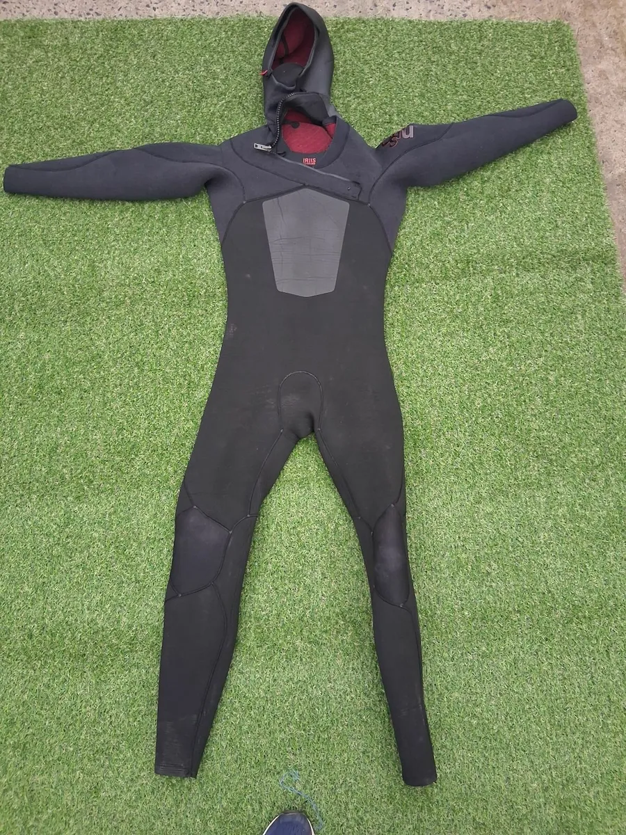 Wetsuit - Image 1
