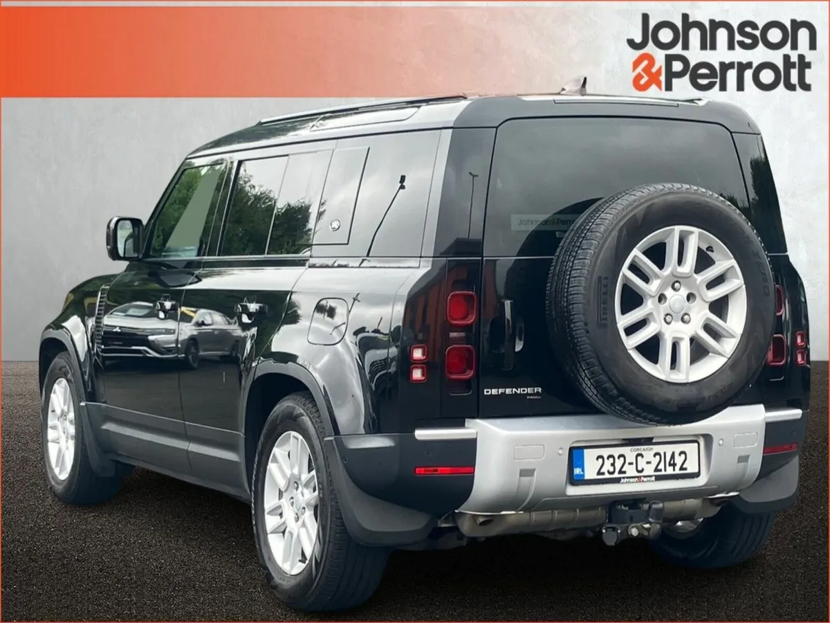 Land Rover Defender 110 2.0 Si4 PHEV S - Image 3