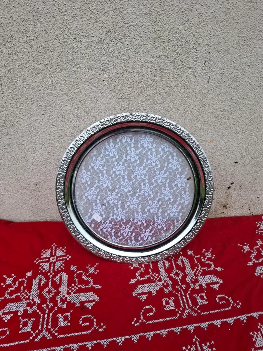 White lace tea tray postage possible