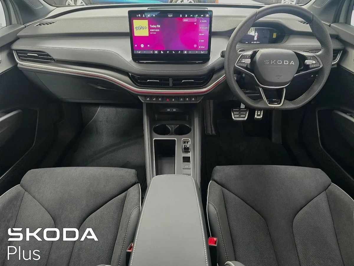 Skoda Elroq *Ex-Demo* 85 Sportline  82KWH  286BHP - Image 2