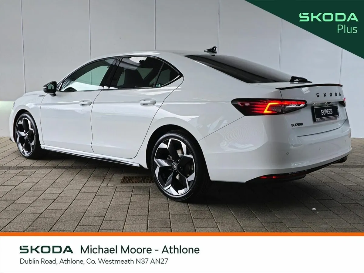Skoda Superb Sportline 2.0TDI 150Bhp DSG - Image 3