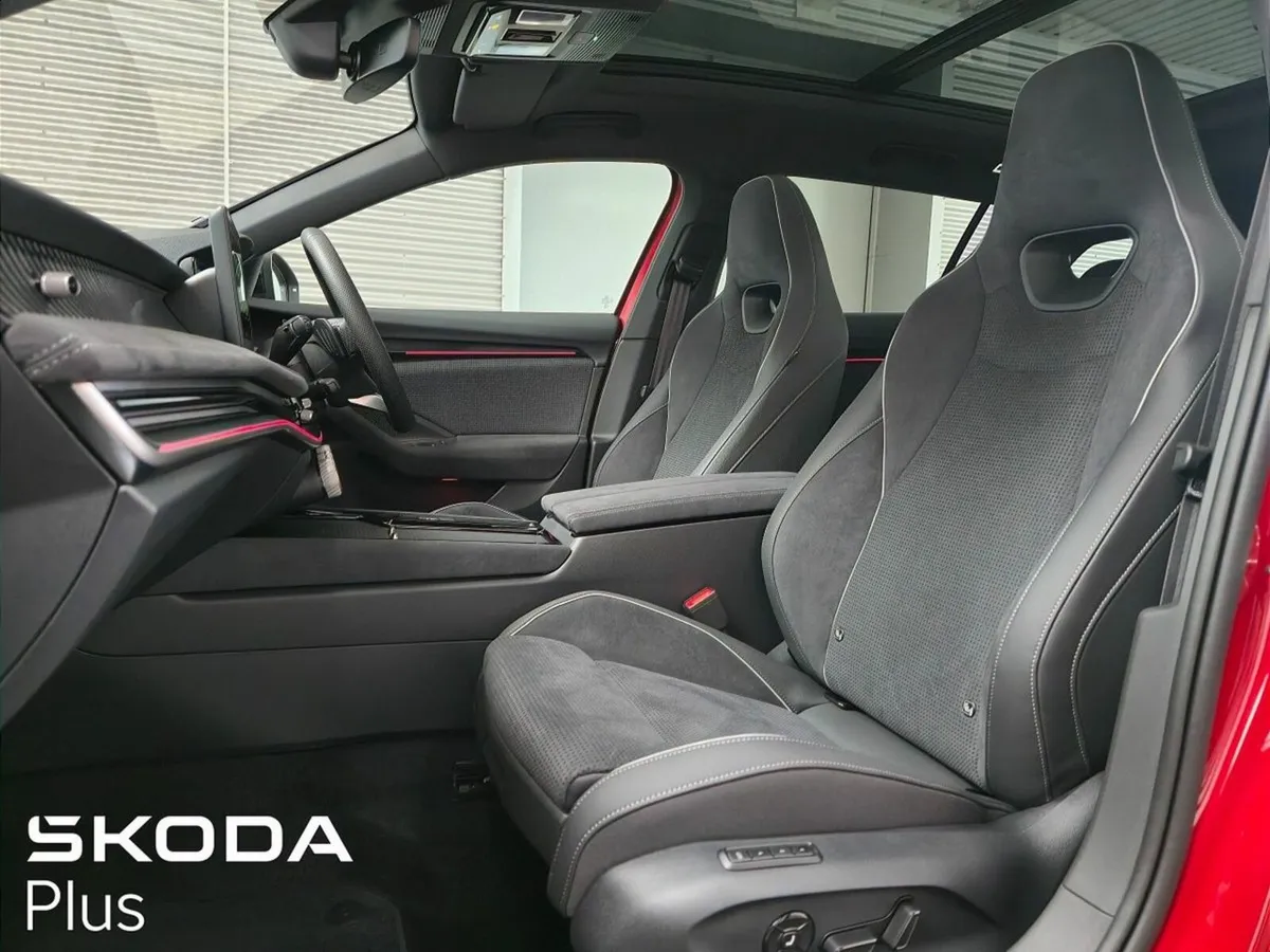 Skoda Superb Combi Sportline 2.0TDI 150BHP DSG - Image 4