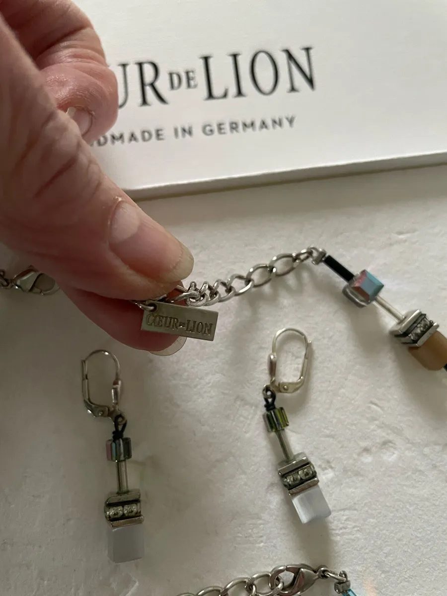 Necklace, Bracelet & earrings set - Image 2