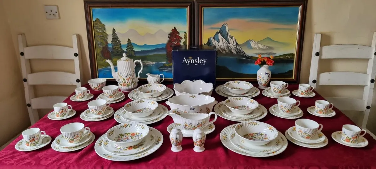 58Pc.Aynsley Cottage Garden Dinner, Coffee &TeaSet - Image 1