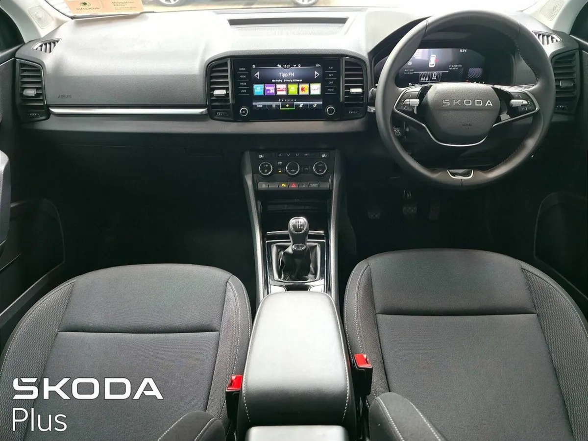 Skoda Karoq SELECTION 2.0TDI 115BHP - Image 2