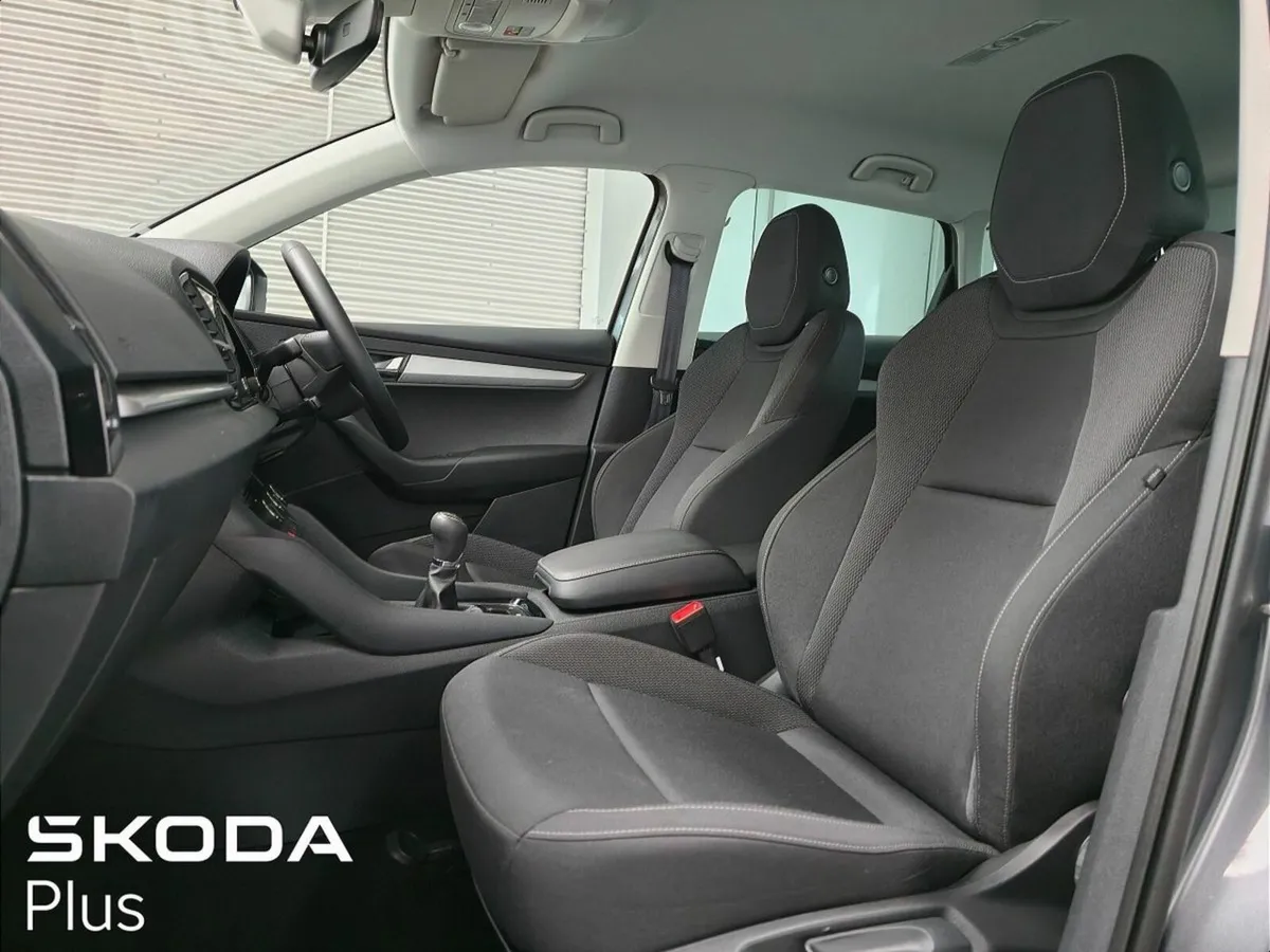 Skoda Karoq SELECTION 2.0TDI 115BHP - Image 4