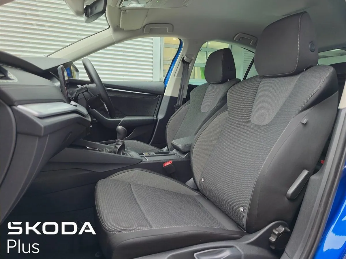 Skoda Octavia Selection 2.0TDI 115BHP - Image 4