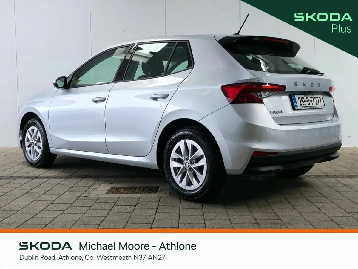 Skoda Fabia FABIA SELECTION 1.0TSI 95BHP - Image 3