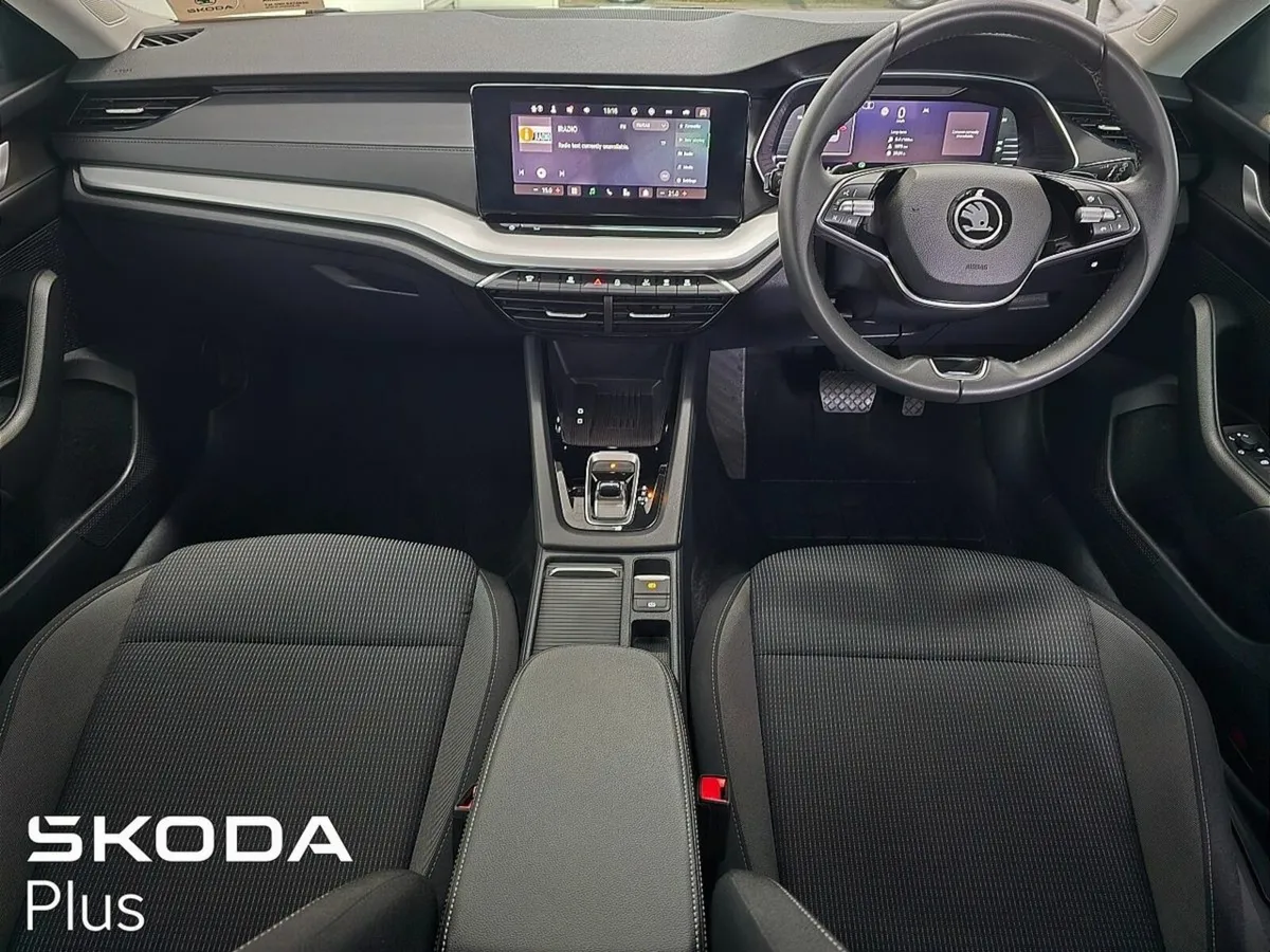 Skoda Octavia Selection 1.5TSI 115BHP DSG mHEV - Image 2