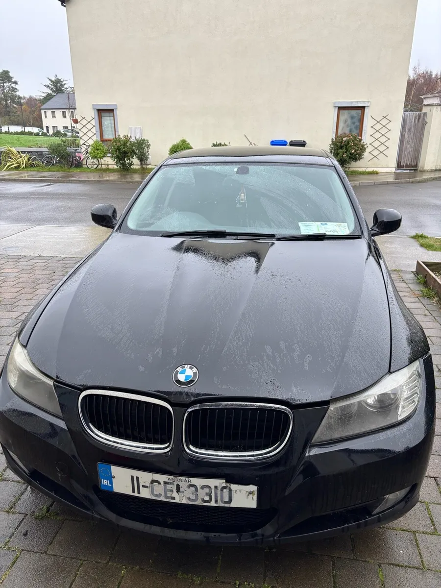 BMW 320D 2011 - Image 1