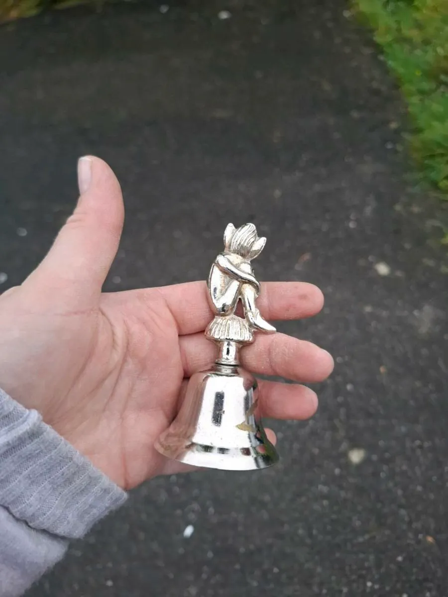 Small table bell postage possible - Image 2