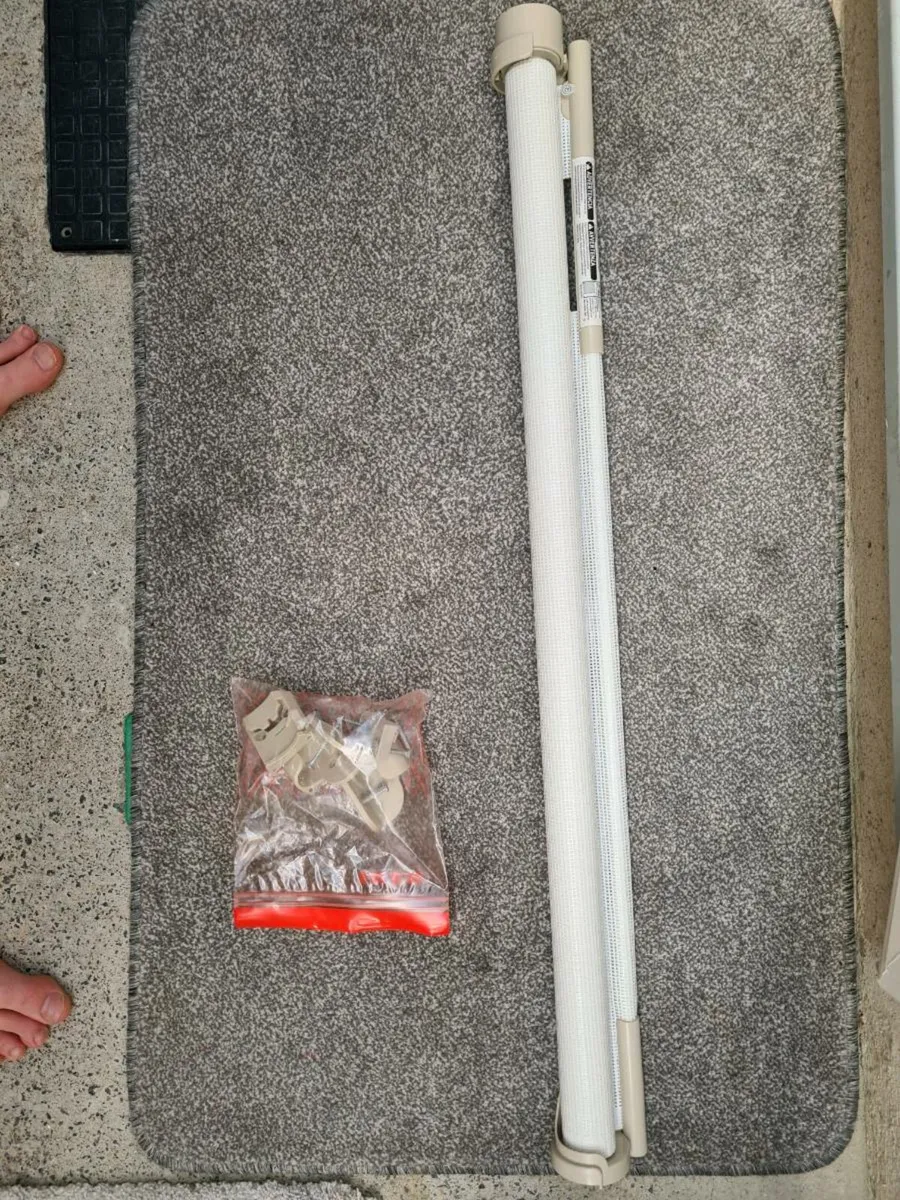 Child Stair Saftey Gate Roller - Image 1