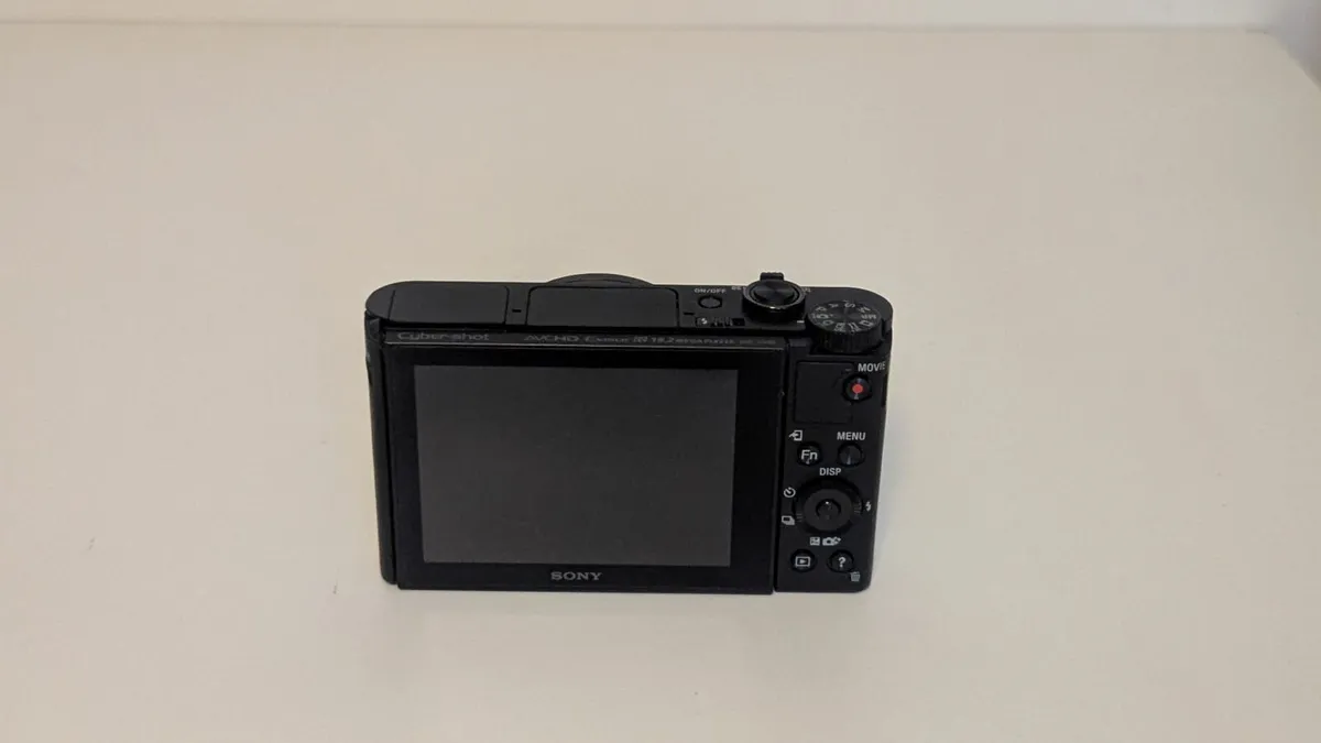 Sony Cyber-shot DSC-HX80 - Image 2