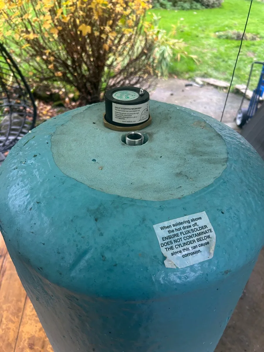 Stainless Steel Cylinder 36 x 18 - Image 1