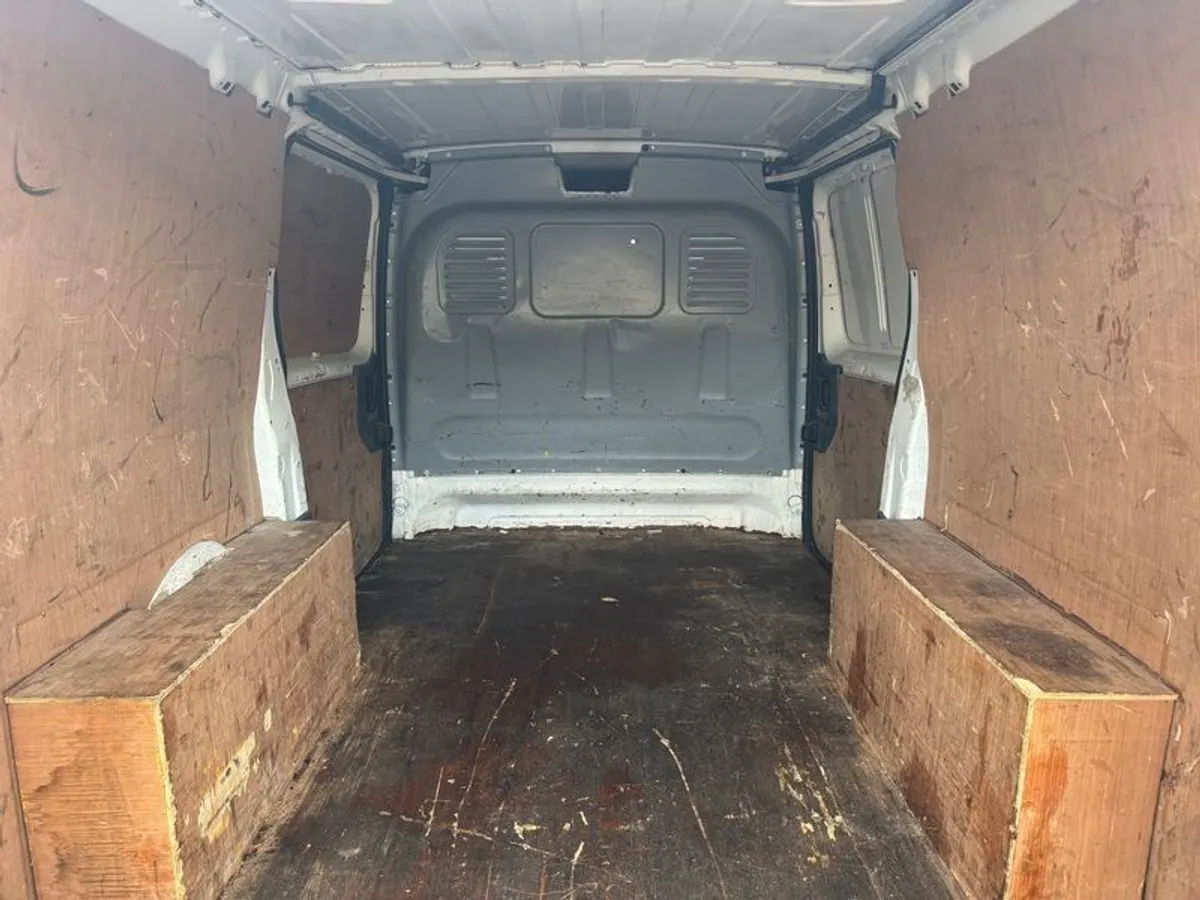 2016 Toyota Proace - Image 3