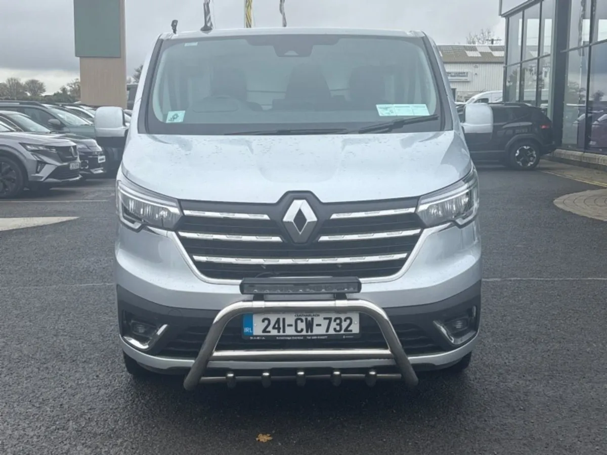 Renault Trafic 170BHP Auto Extra Sport - Image 2