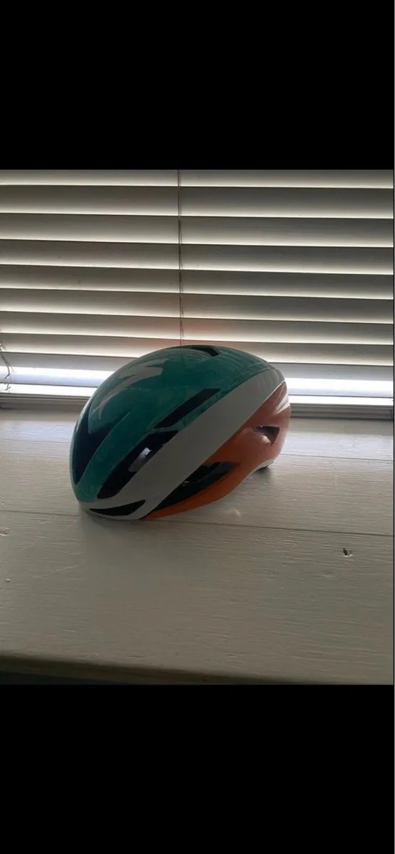 s works evade 2 - Image 2