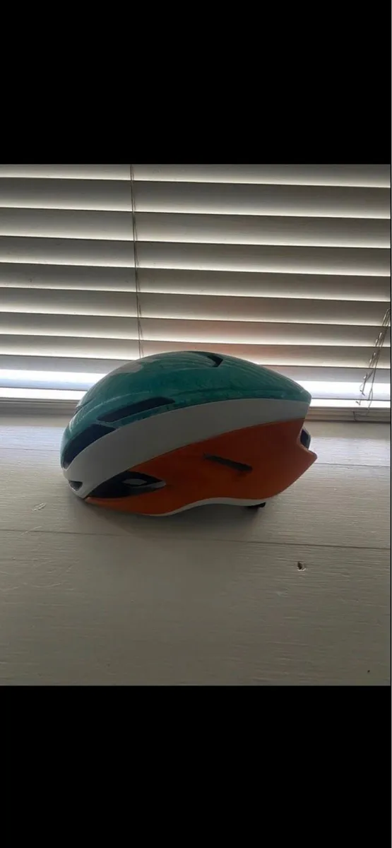 s works evade 2 - Image 3