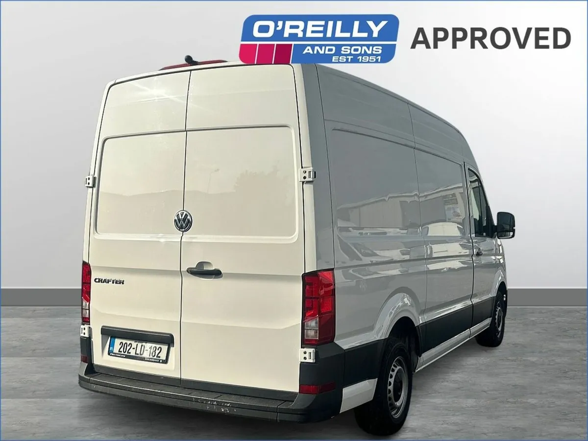 Volkswagen Crafter CRAFTER MWB HR 140BHP - Image 3