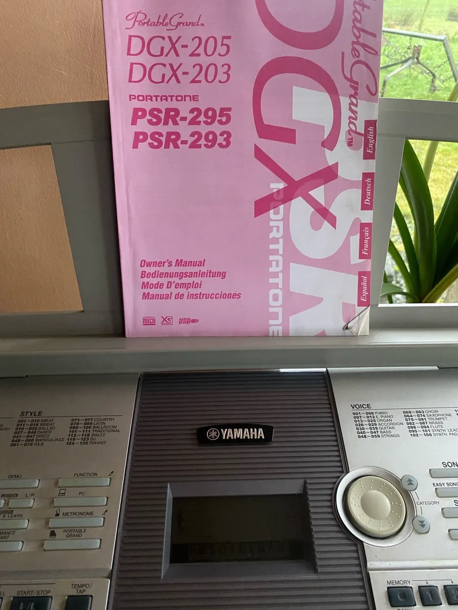 Electric keyboard - Image 3