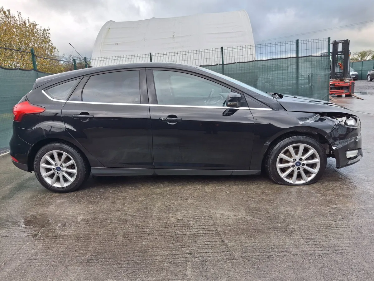 162 Ford Focus Titanium 1.5 Diesel - Image 4