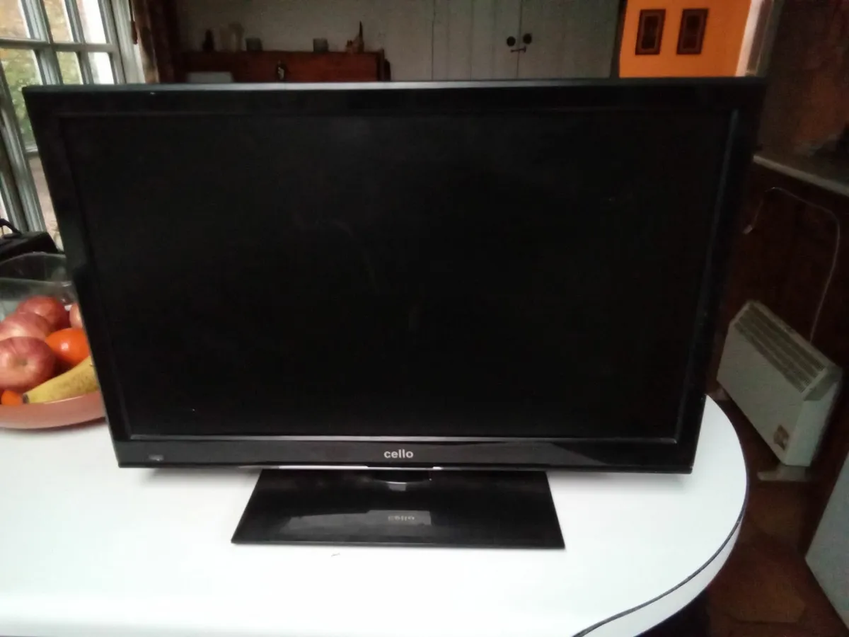 Television  ; Cello 22ins - Image 2