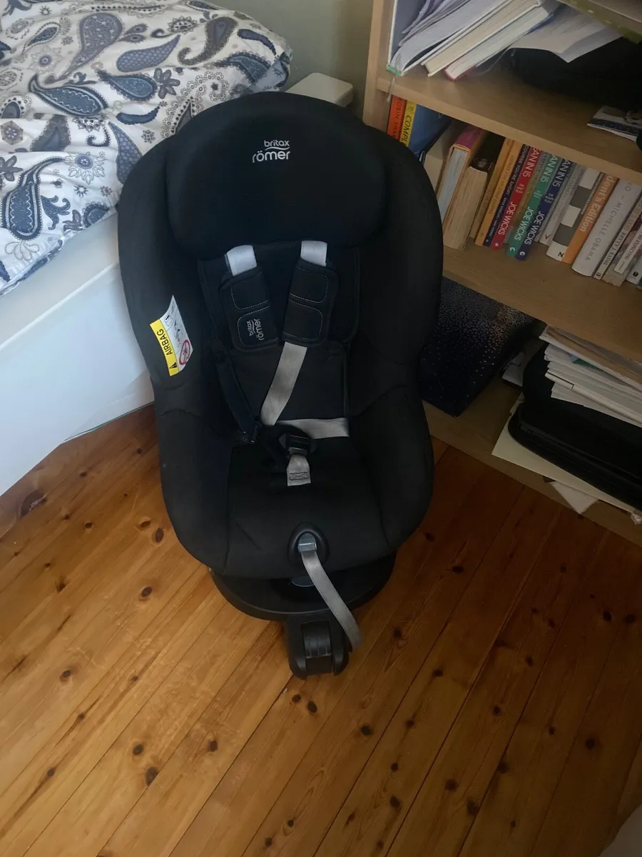 Baby car seat - Image 2