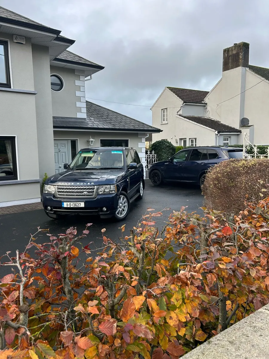 2011 Range Rover vogue - Image 1