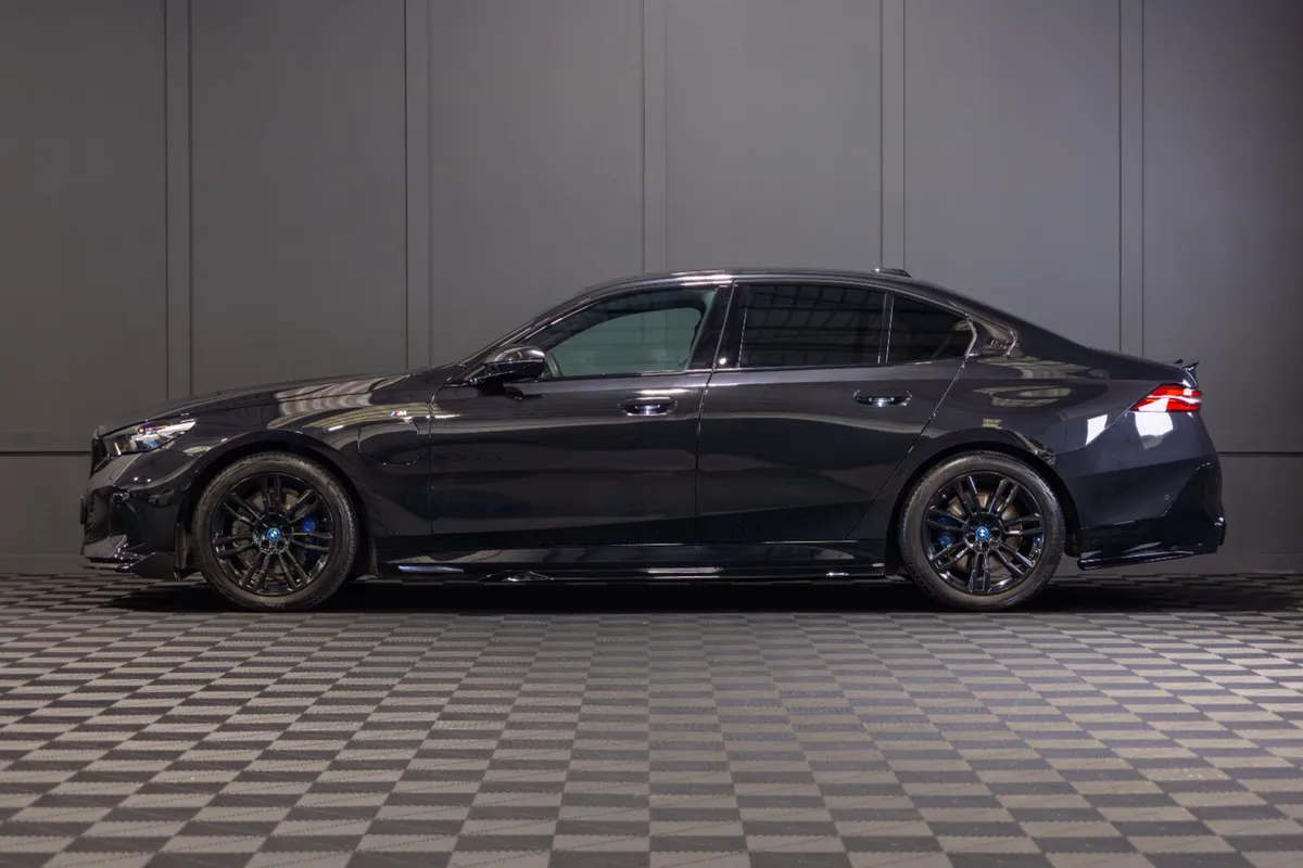 2025 BMW 5-Series 530e M-Sport - Image 3