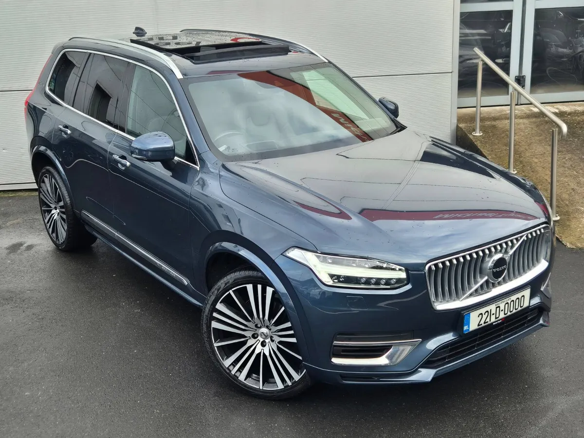 2022 Volvo XC90 RECHARGE T8 INSCRIPTION PRO AWD - Image 4