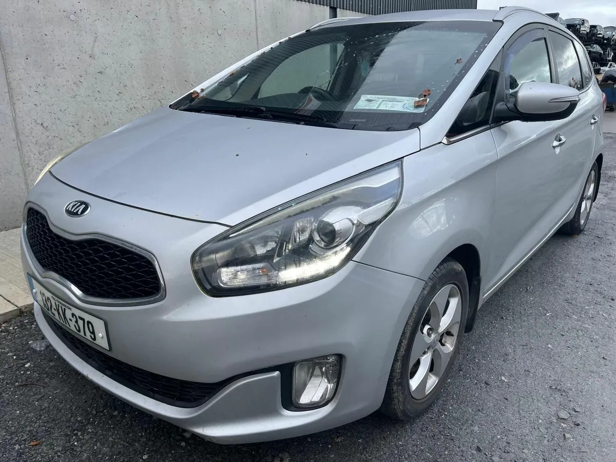 2013 Kia Carens EX 1.7 Diesel Manual - Image 1