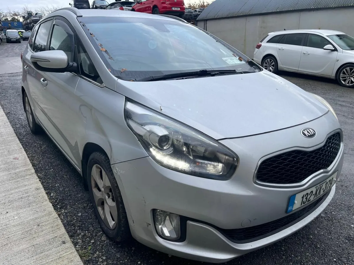 2013 Kia Carens EX 1.7 Diesel Manual - Image 2