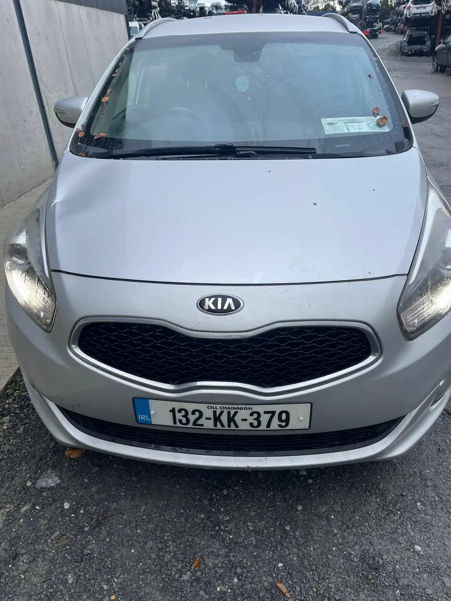 2013 Kia Carens EX 1.7 Diesel Manual - Image 3