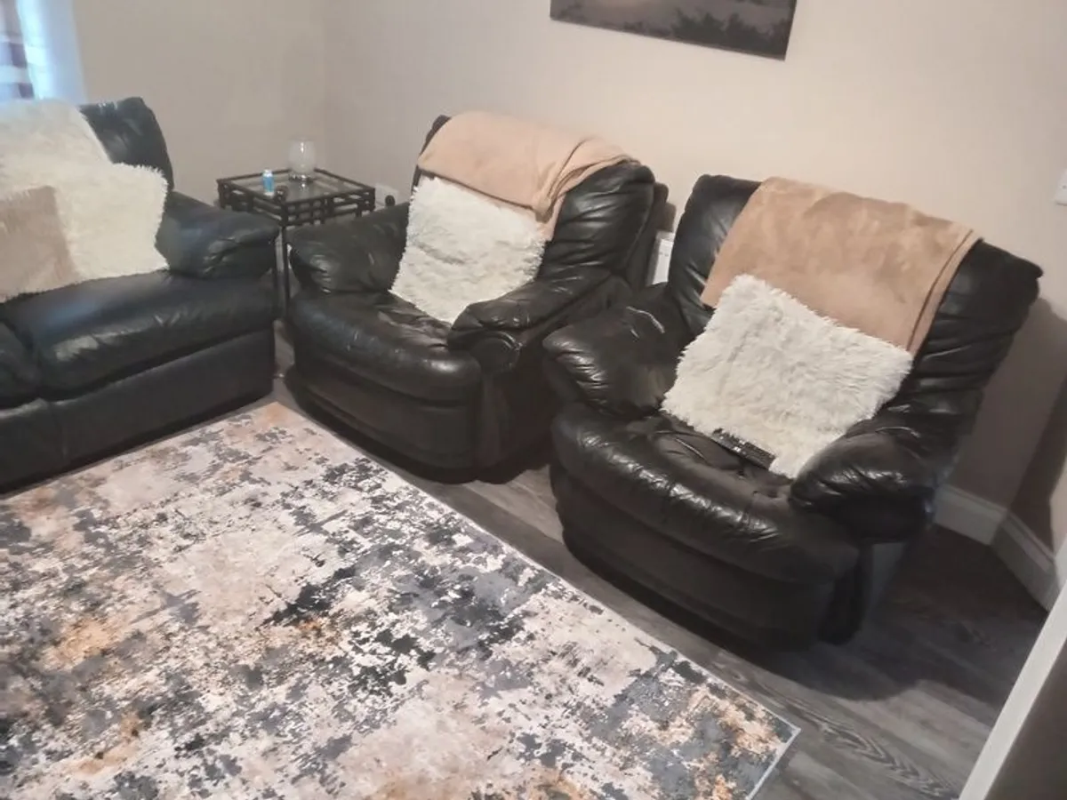 3 piece leather suite - Image 2