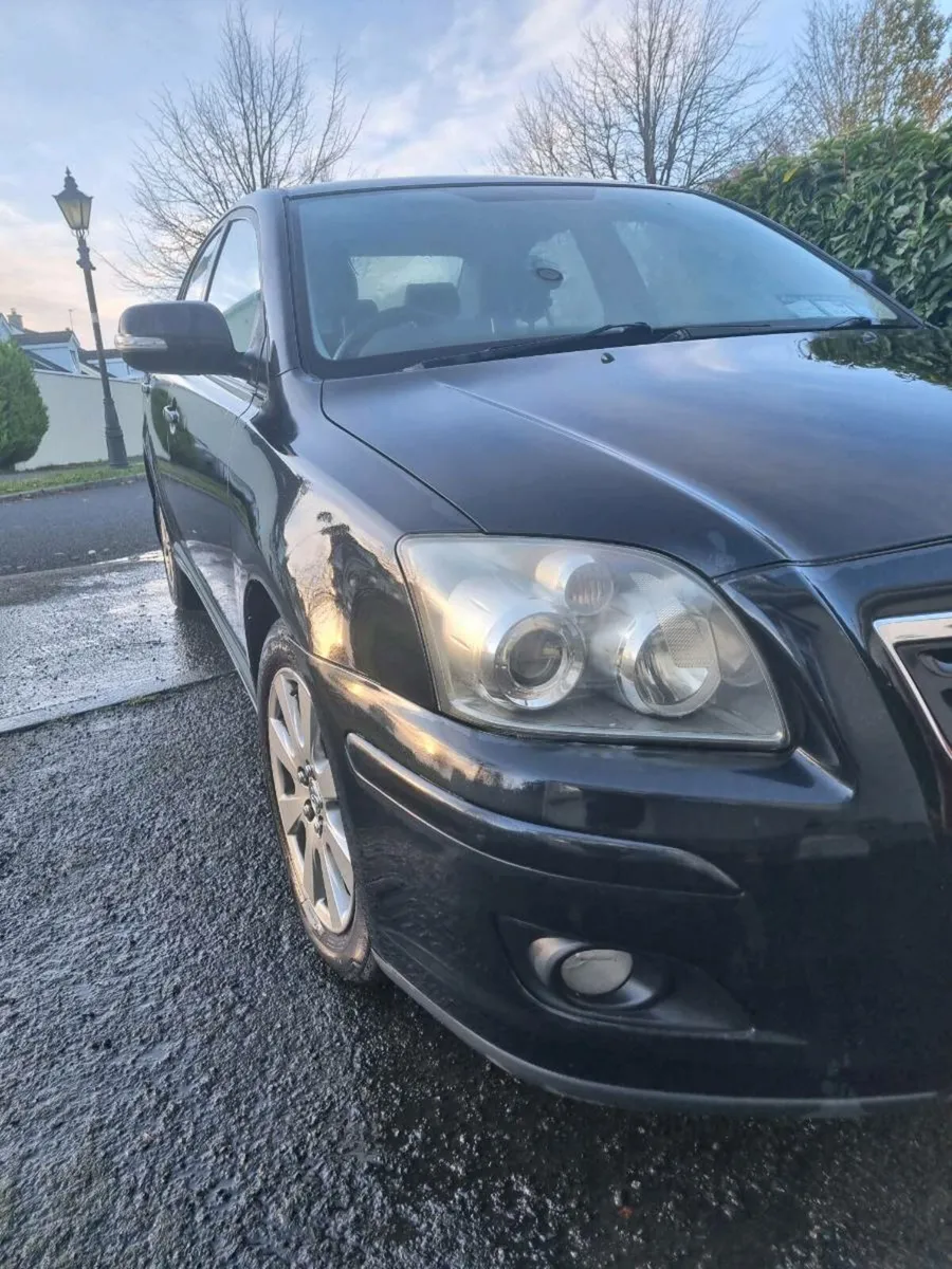 Toyota Avensis - Image 2