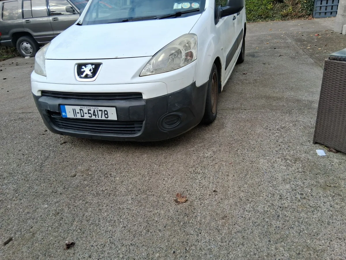 Peugeot Partner 2011 - Image 2