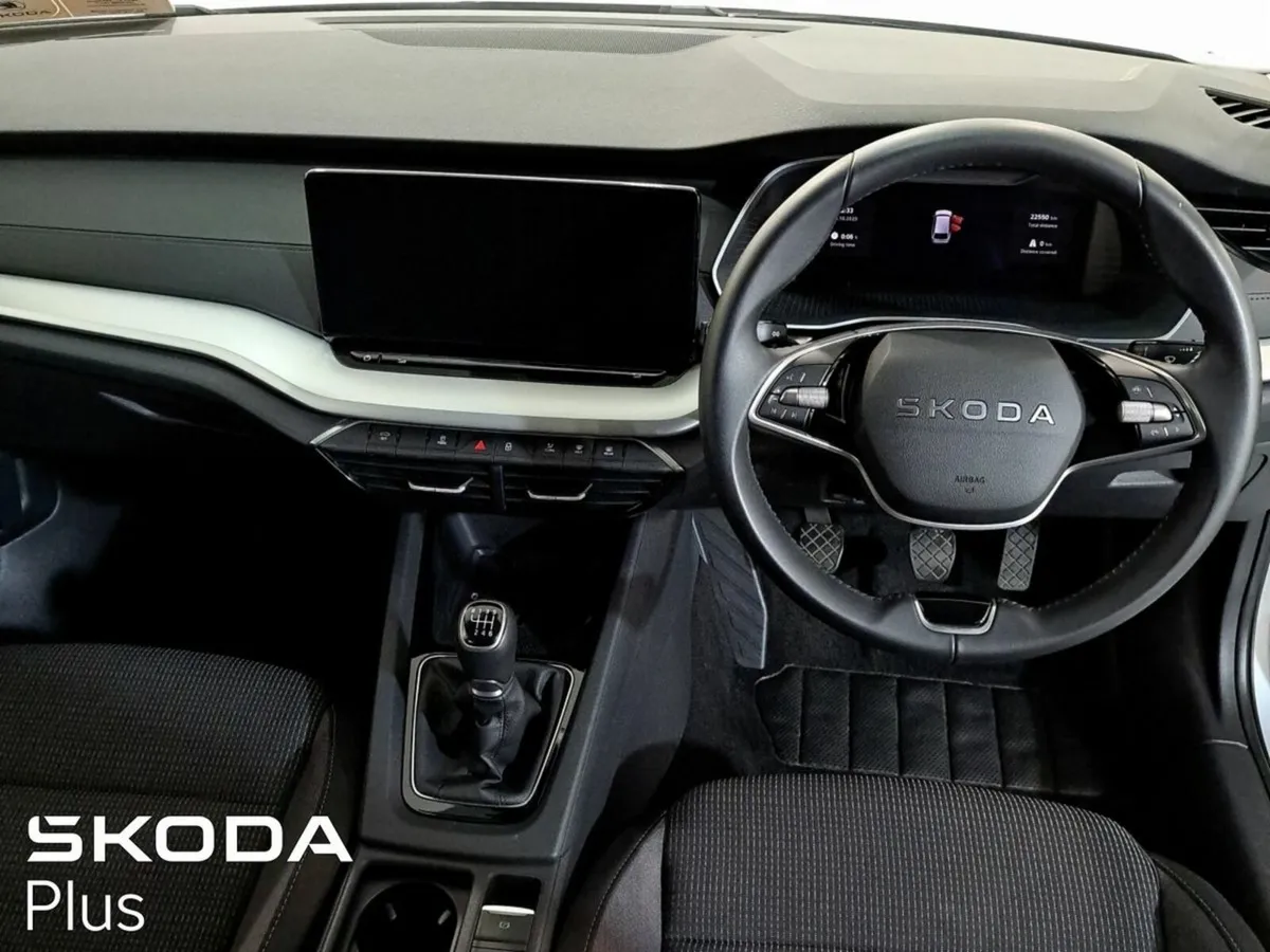 Skoda Octavia Selection Combi 2.0TDI 115HP - Image 2