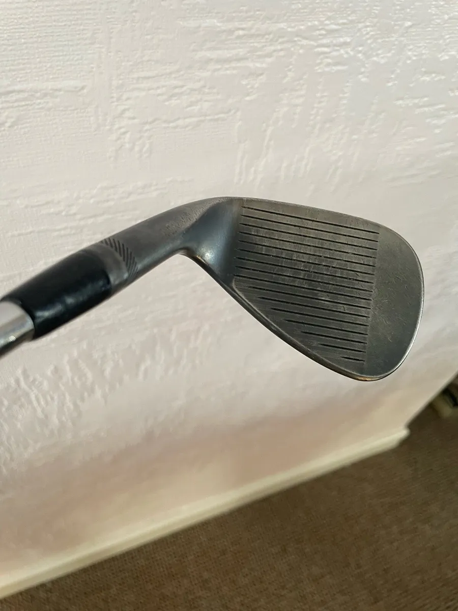 Titleist Vokey 46’ wedge - Image 3