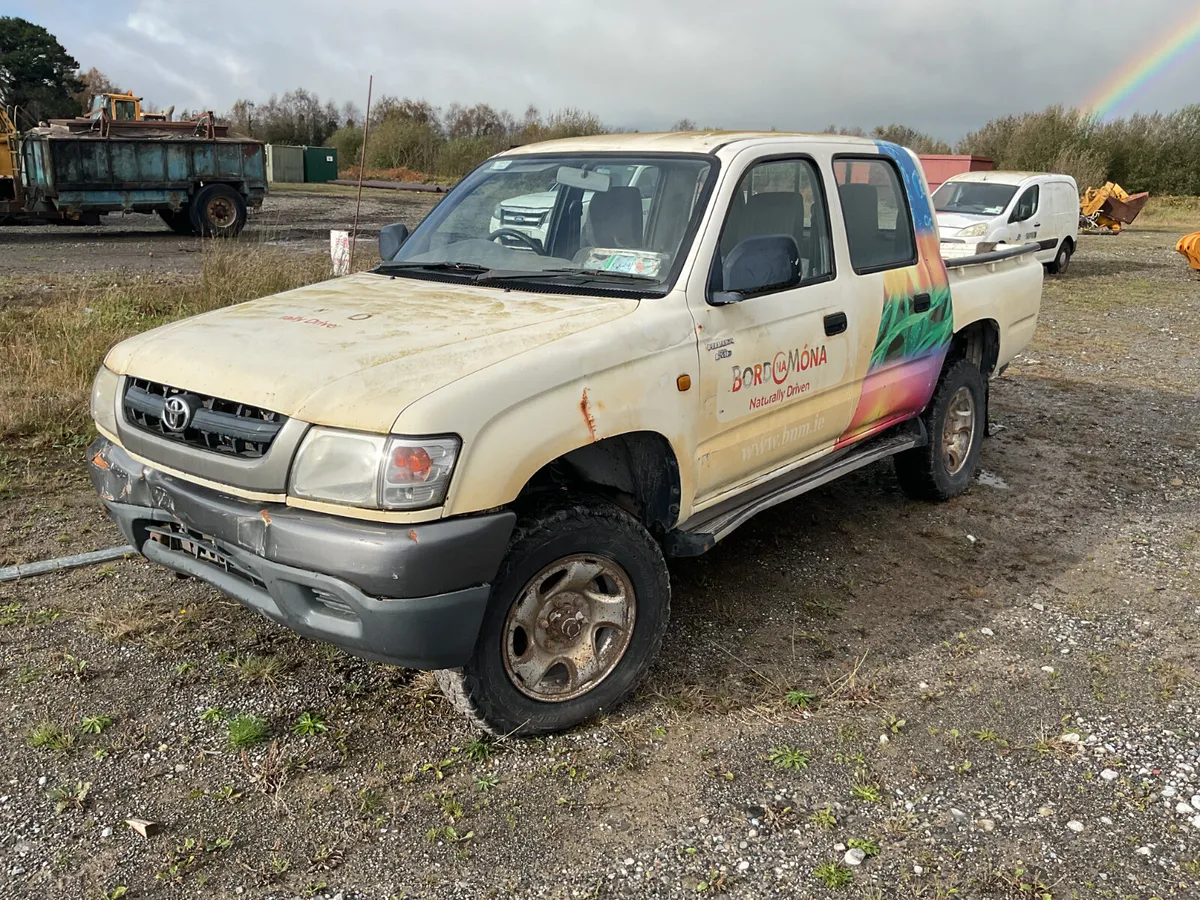 2005 Toyota Hilux D-4D Double CAB For Auction - Image 1