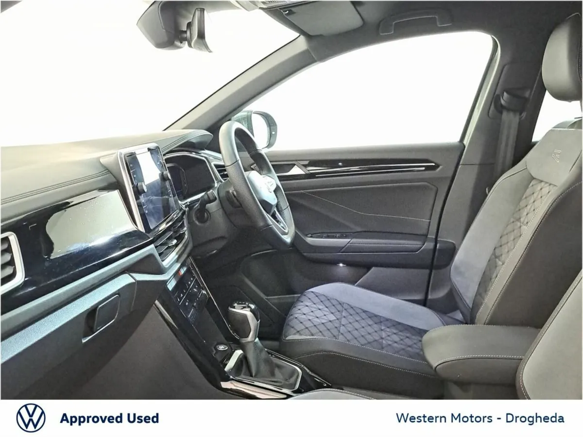 Volkswagen T-Roc R-Line 75 1.5 TSI D7F 150HP - Image 4