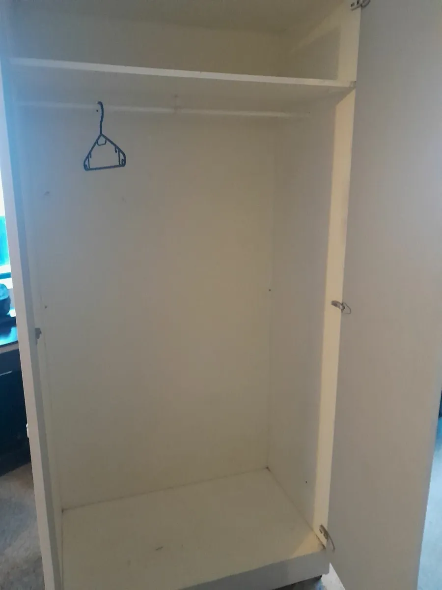 Wardrobe - Image 3