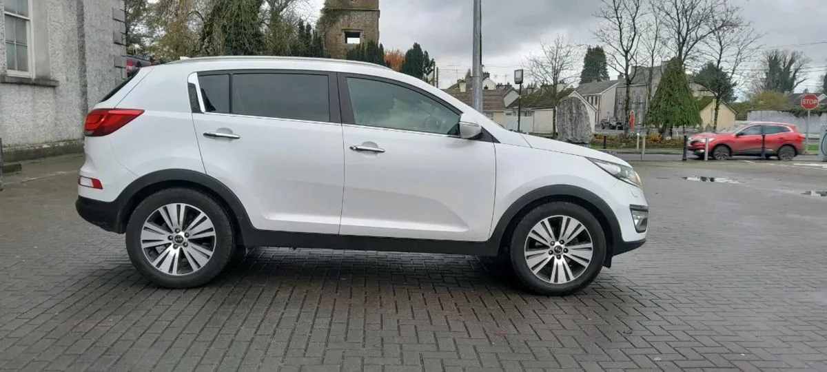 KIA SPORTAGE 1.7 Diesel - Image 3
