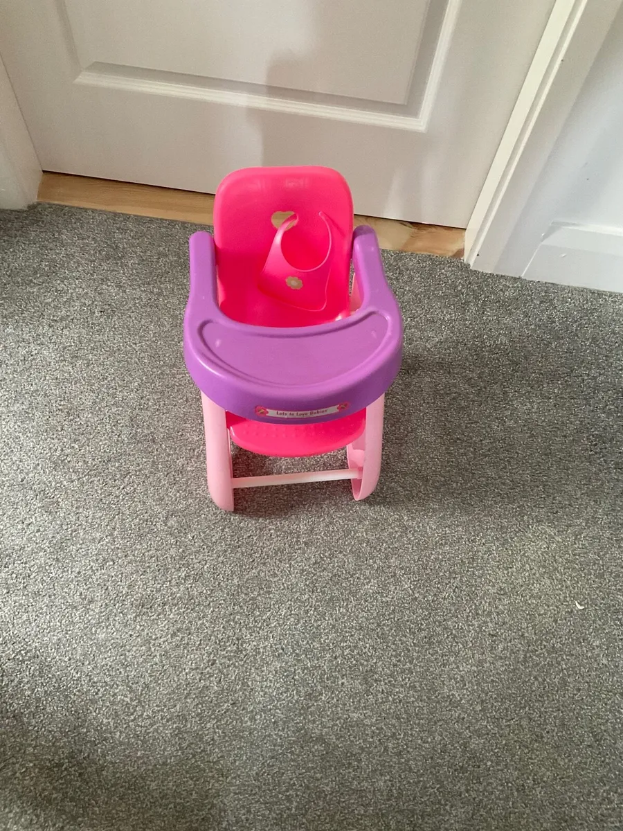 Dolls high chair