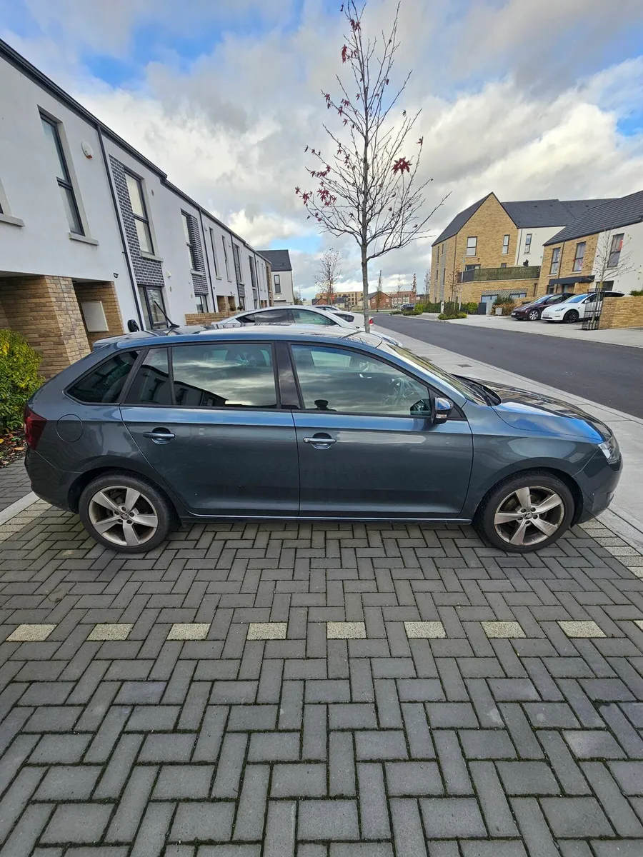 191 Skoda Rapid Sportback 1.0TSI Petrol - NCT 2027 - Image 3