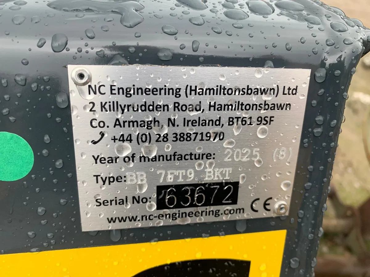 NC 7'9" BUCKET/BRUSH, new - Image 3