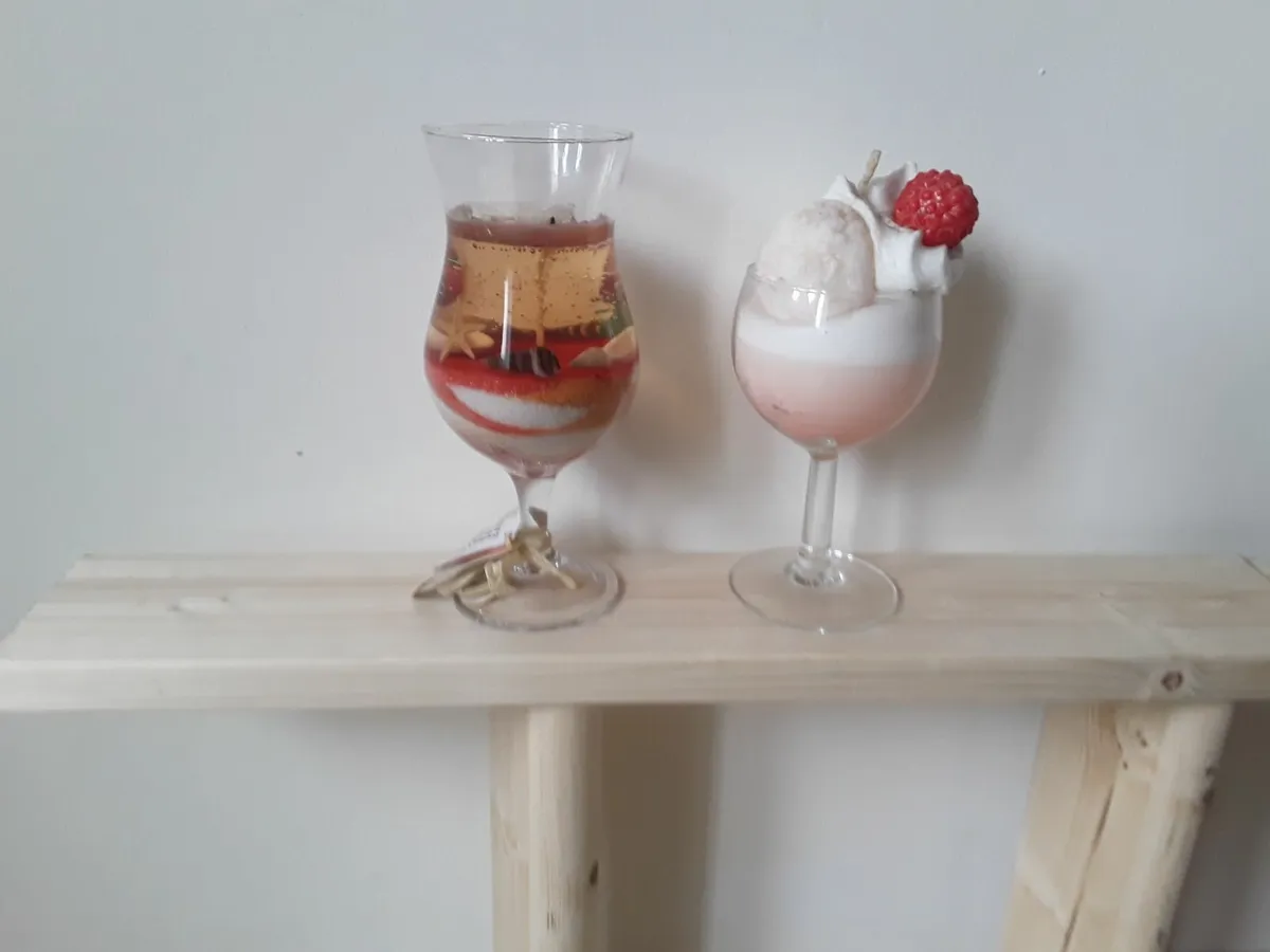 Two novelty candles are wanted gift - Image 1