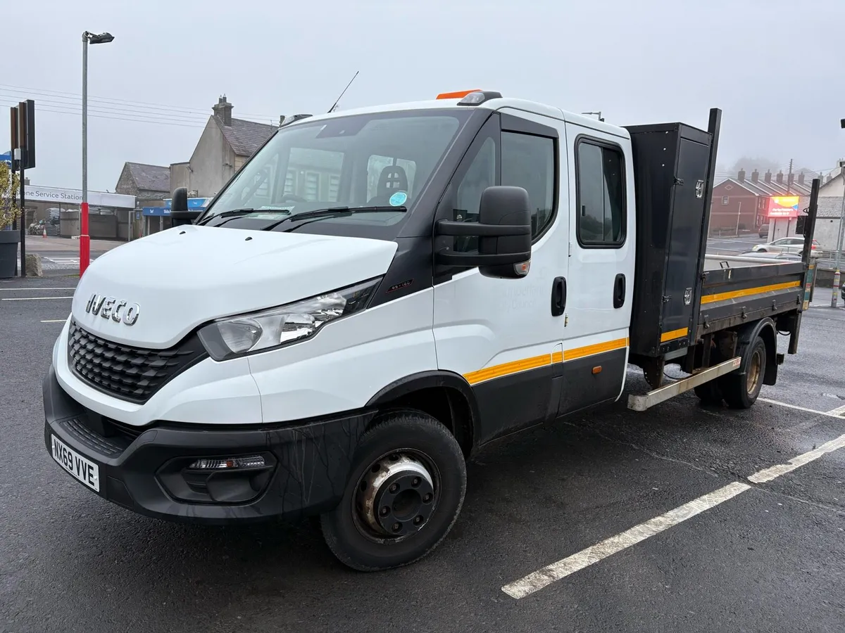 2019 Iveco Daily 65-18 Crewcab Dropside Tipper - Image 2