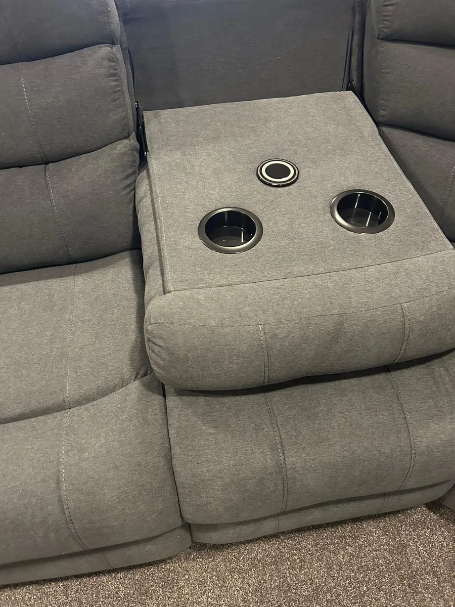 ⭐️⭐️ brand new Sorrento corner ⭐️⭐️ - Image 2